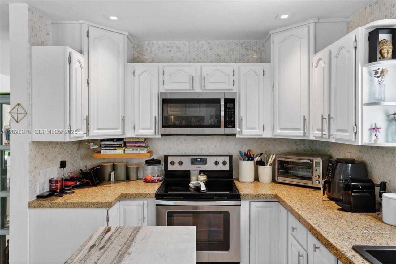 12420 SW 69th Ave , Pinecrest, FL 33156 Photo