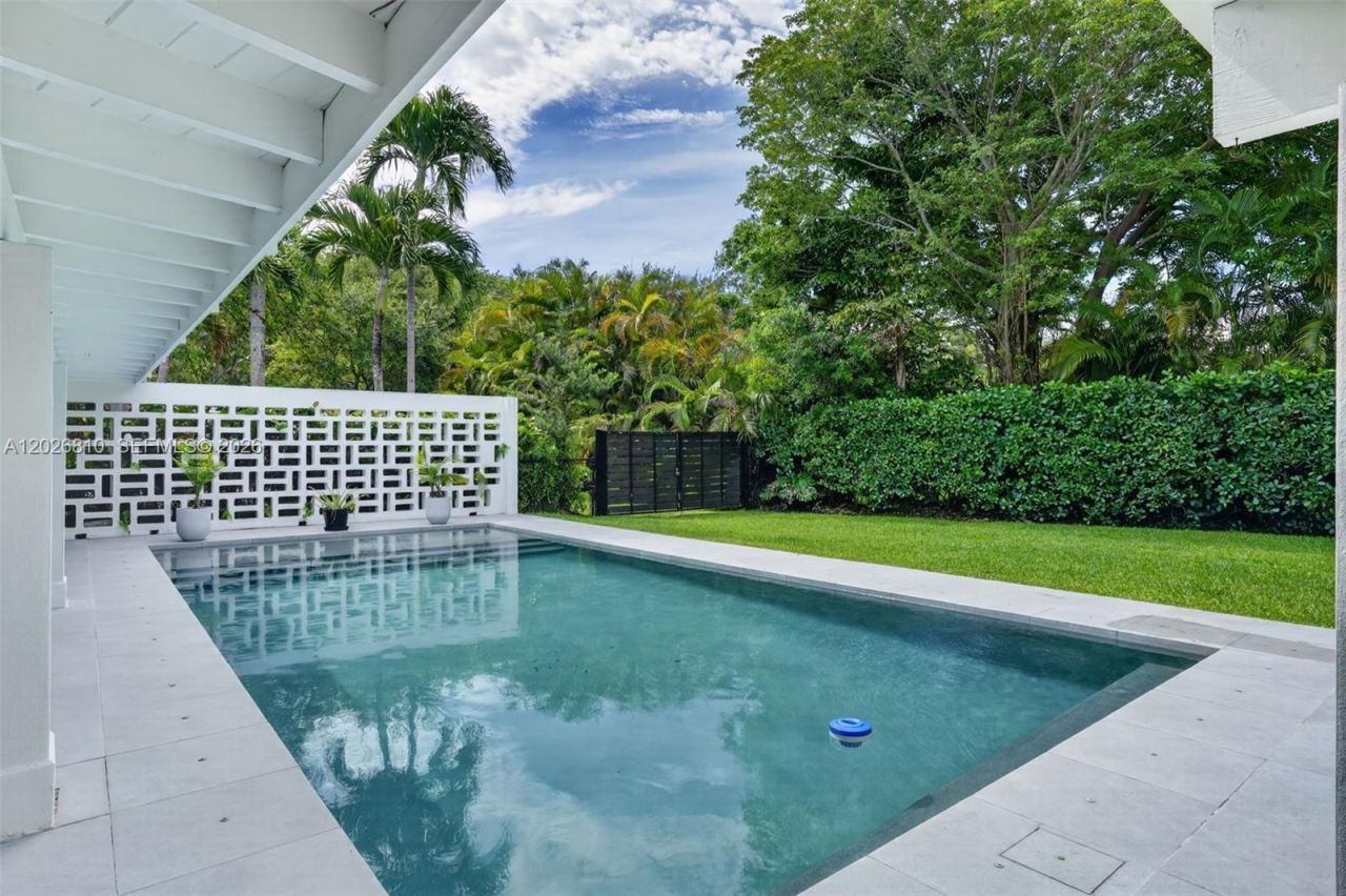 12420 SW 69th Ave , Pinecrest, FL 33156 Photo