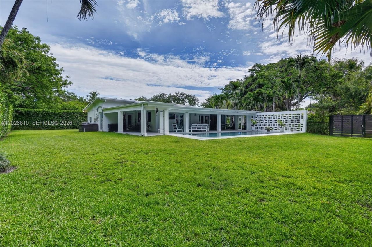12420 SW 69th Ave , Pinecrest, FL 33156 Photo