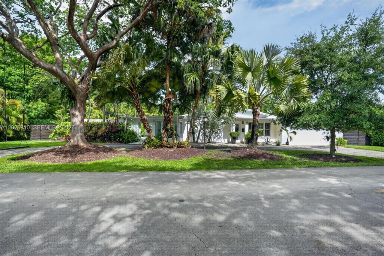 12420 SW 69th Ave , Pinecrest, FL 33156 Photo