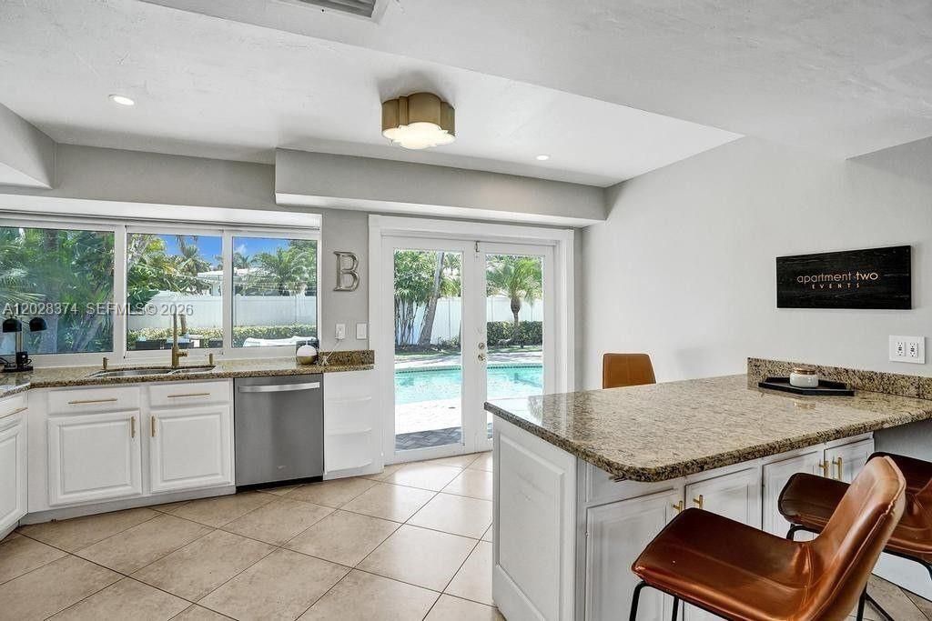 2080 NE 65th St , Fort Lauderdale, FL 33308 Photo