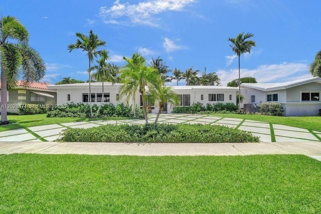 2080 NE 65th St , Fort Lauderdale, FL 33308 Photo