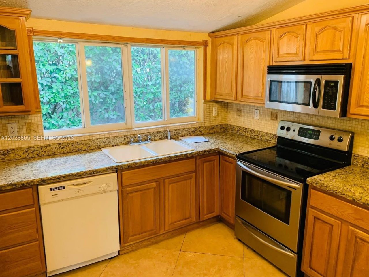6134 SW 22nd St , Unit -, Miami, FL 33155 Photo