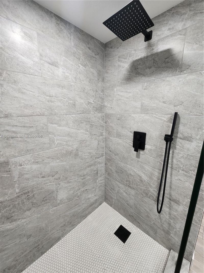215 SW 117th Ter, Unit 14101, Pembroke Pines, FL 33025 Photo