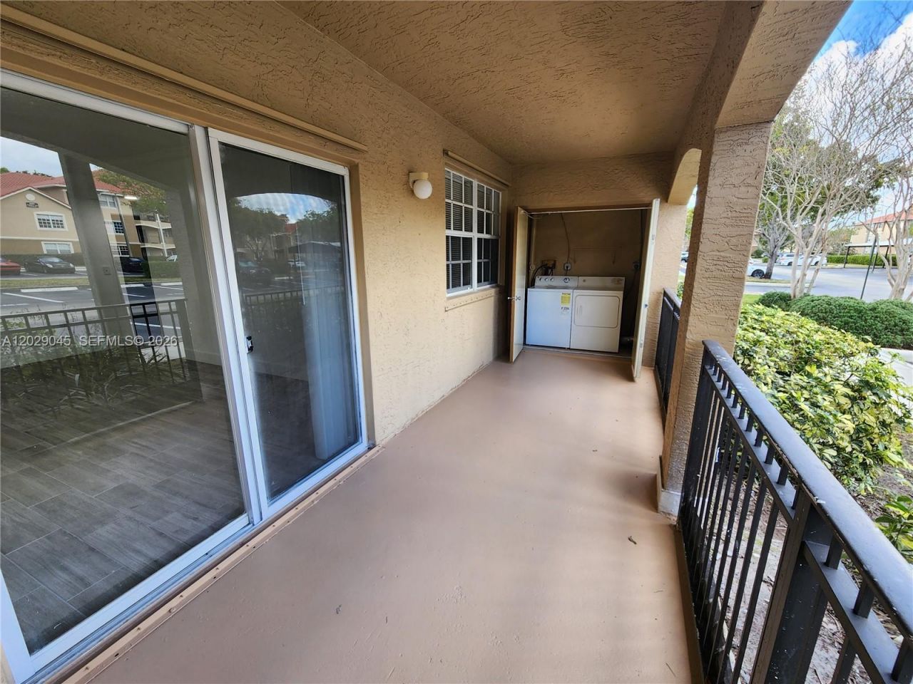 215 SW 117th Ter , Unit 14101, Pembroke Pines, FL 33025 Photo