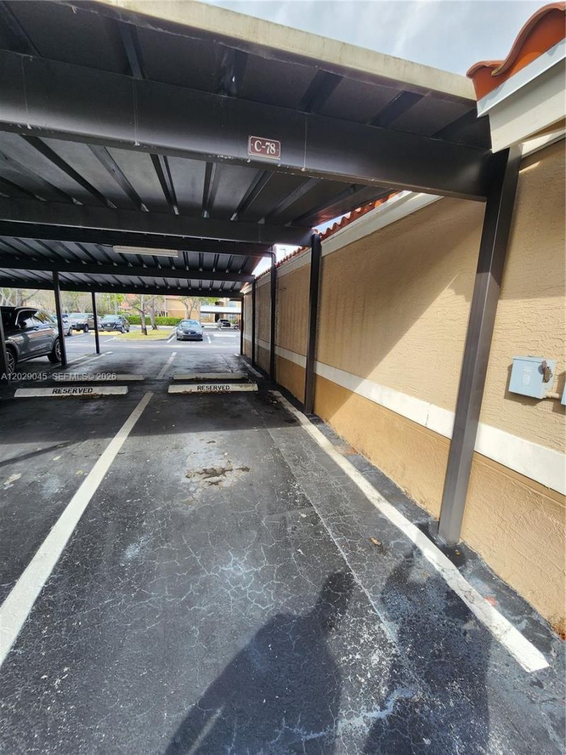 215 SW 117th Ter, Unit 14101, Pembroke Pines, FL 33025 Photo