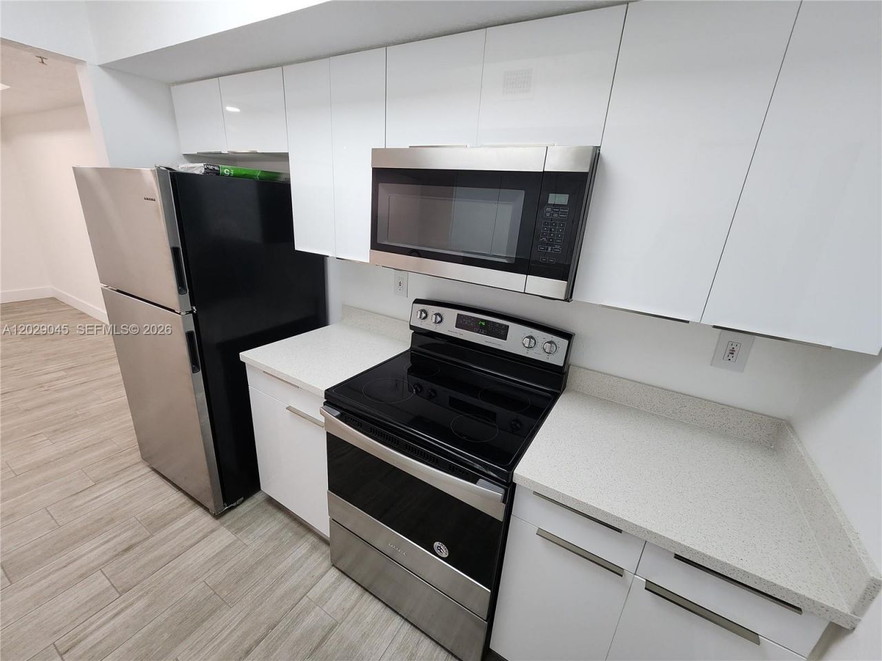 215 SW 117th Ter , Unit 14101, Pembroke Pines, FL 33025 Photo
