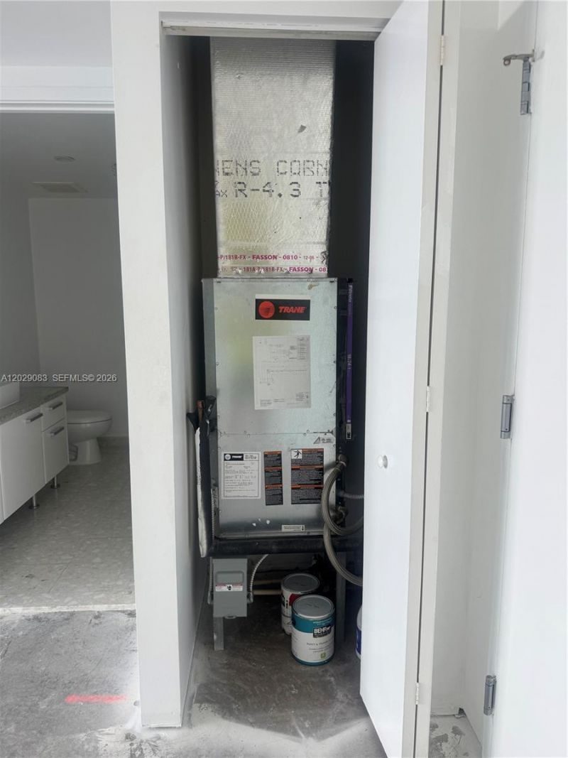 185 SW 7th St , Unit 3900, Miami, FL 33130 Photo