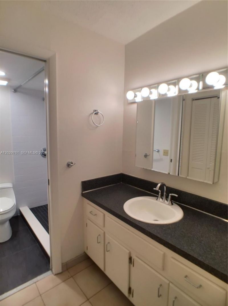 1821 Jefferson Ave, Unit 205, Miami Beach, FL 33139 Photo