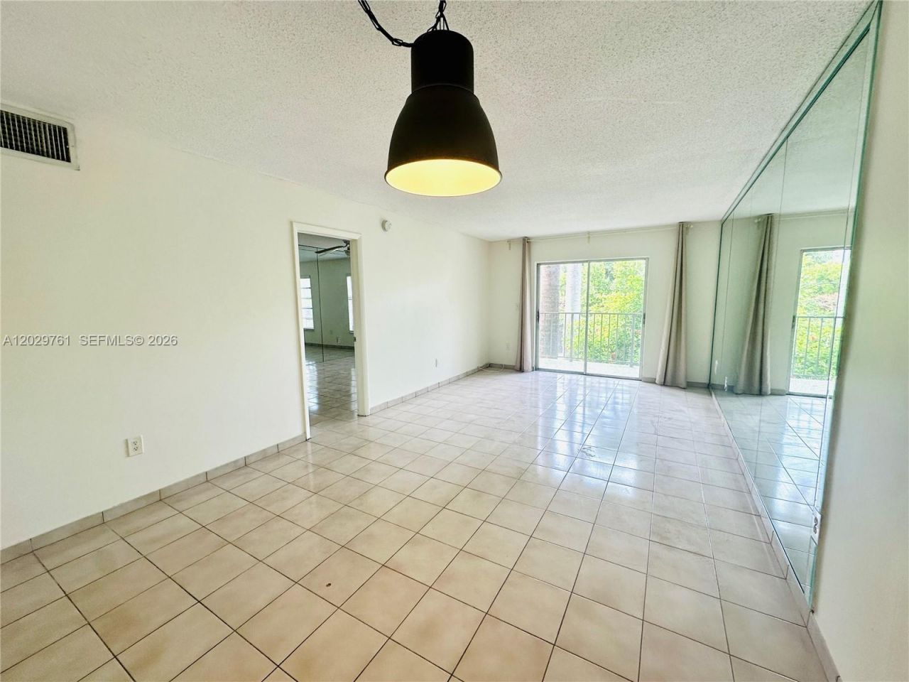 1821 Jefferson Ave, Unit 205, Miami Beach, FL 33139 Photo