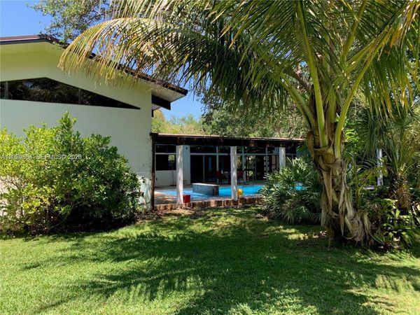 Pinecrest, FL 33156