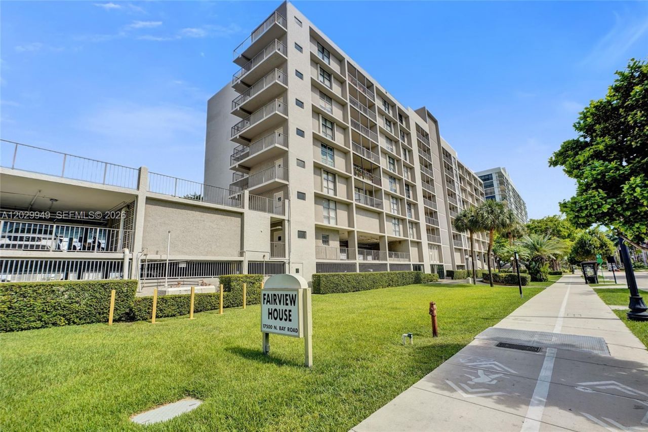 17500 N Bay Rd, Unit S403, Sunny Isles Beach, FL 33160 Photo