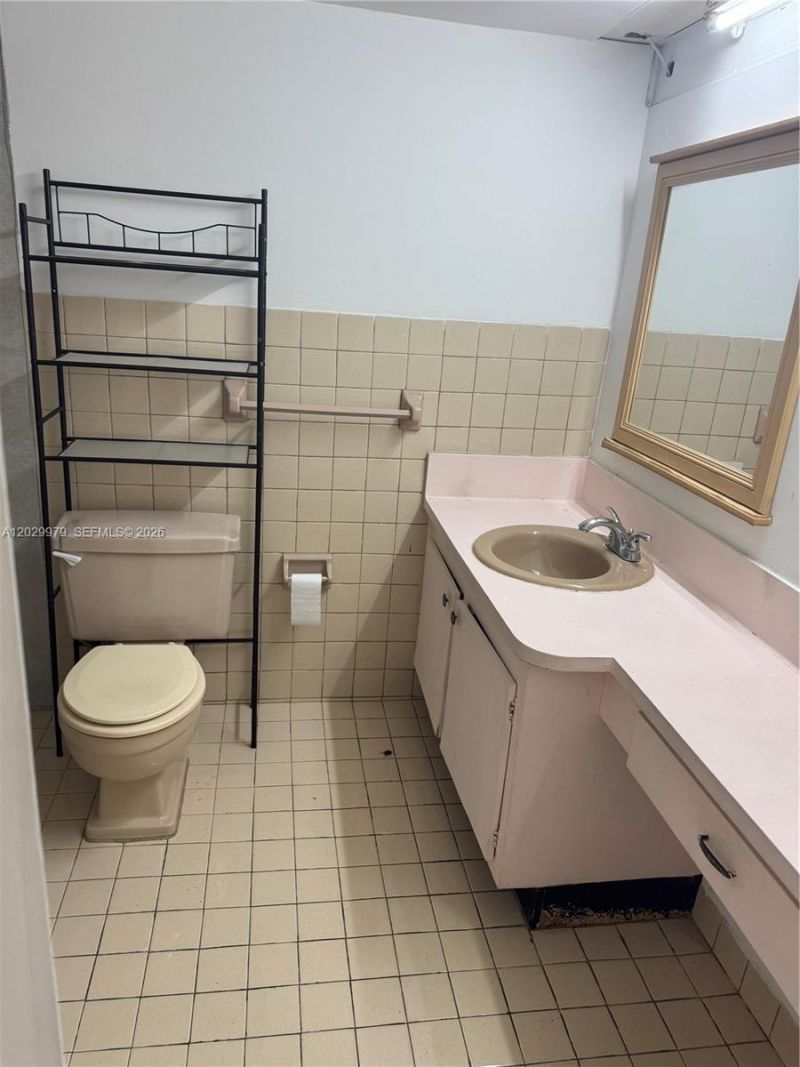 1710 NE 191st St , Unit 411-3, Miami, FL 33179 Photo