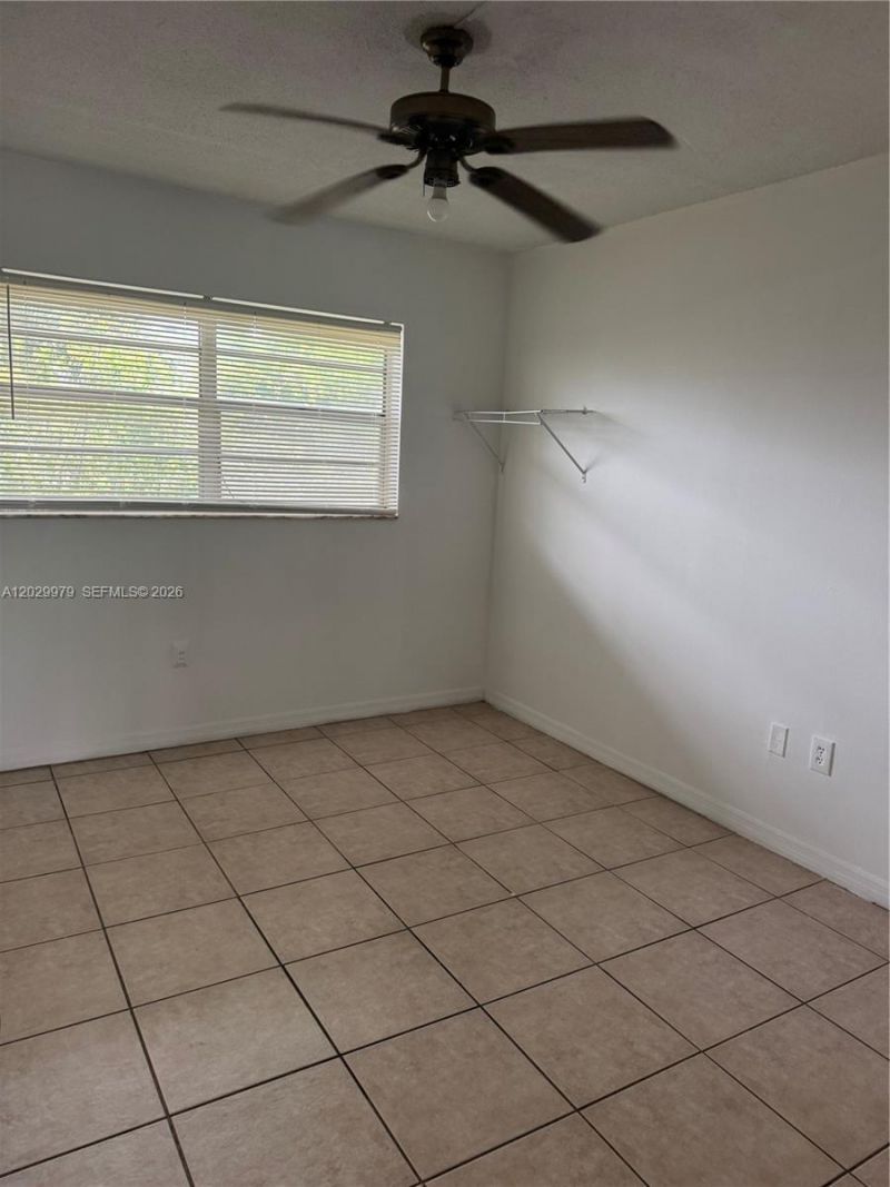1710 NE 191st St , Unit 411-3, Miami, FL 33179 Photo