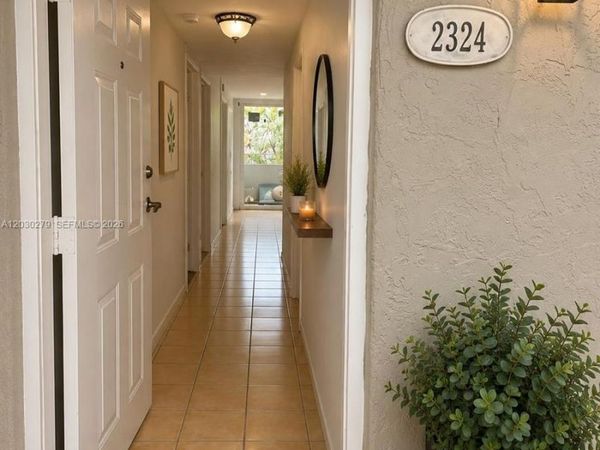 10000 NW 80th Ct , Unit 2324, Hialeah Gardens, FL 33016