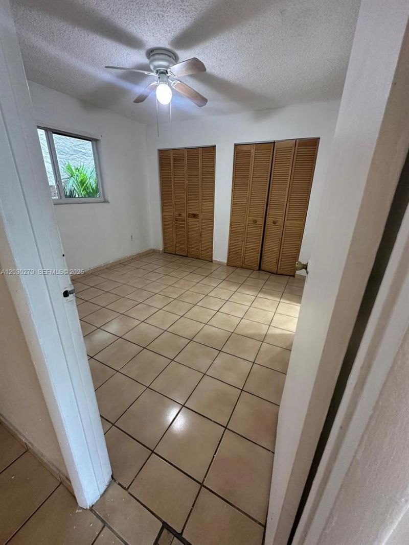 10000 NW 80th Ct, Unit 2324, Hialeah Gardens, FL 33016 Photo