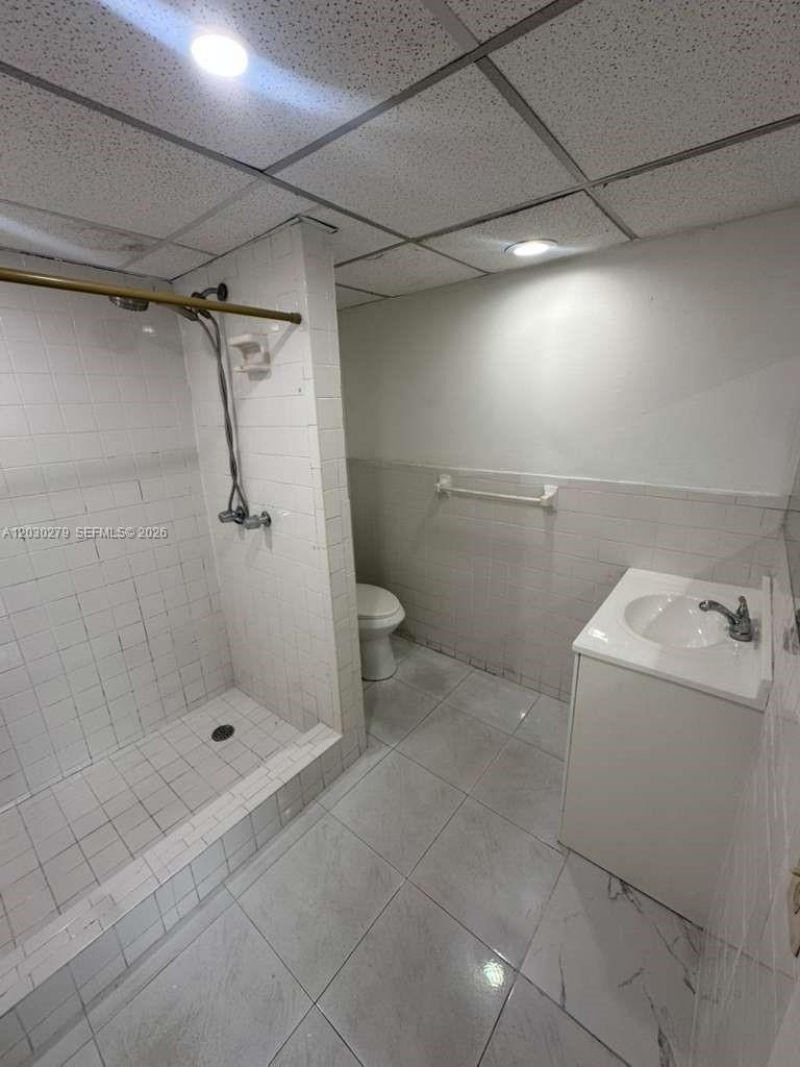 10000 NW 80th Ct, Unit 2324, Hialeah Gardens, FL 33016 Photo