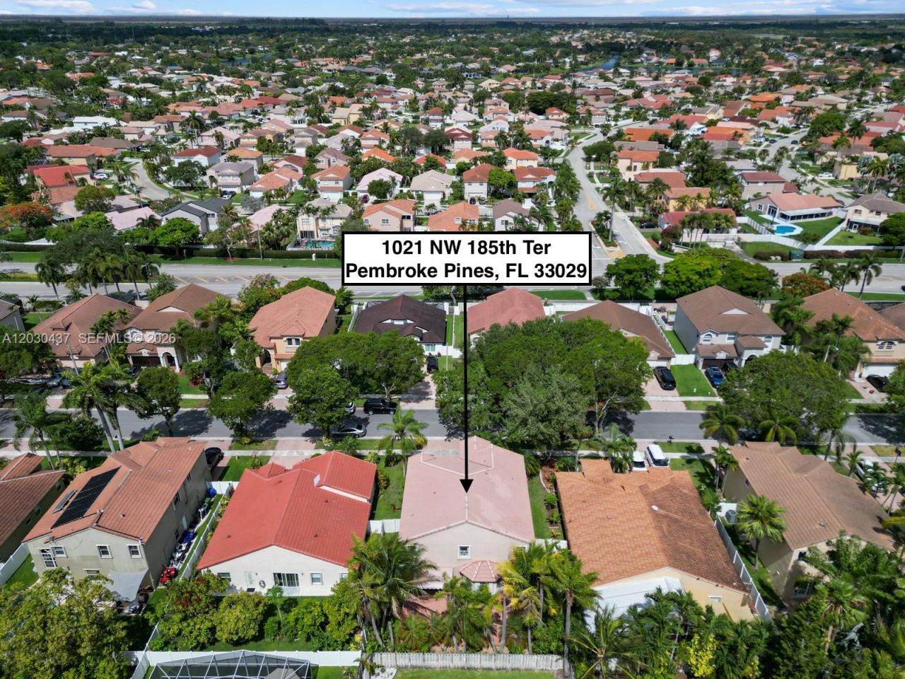 1021 NW 185th Ter , Pembroke Pines, FL 33029 Photo