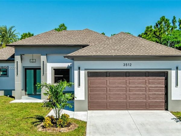 3512 9TH STREET W , Lehigh Acres, FL 33971