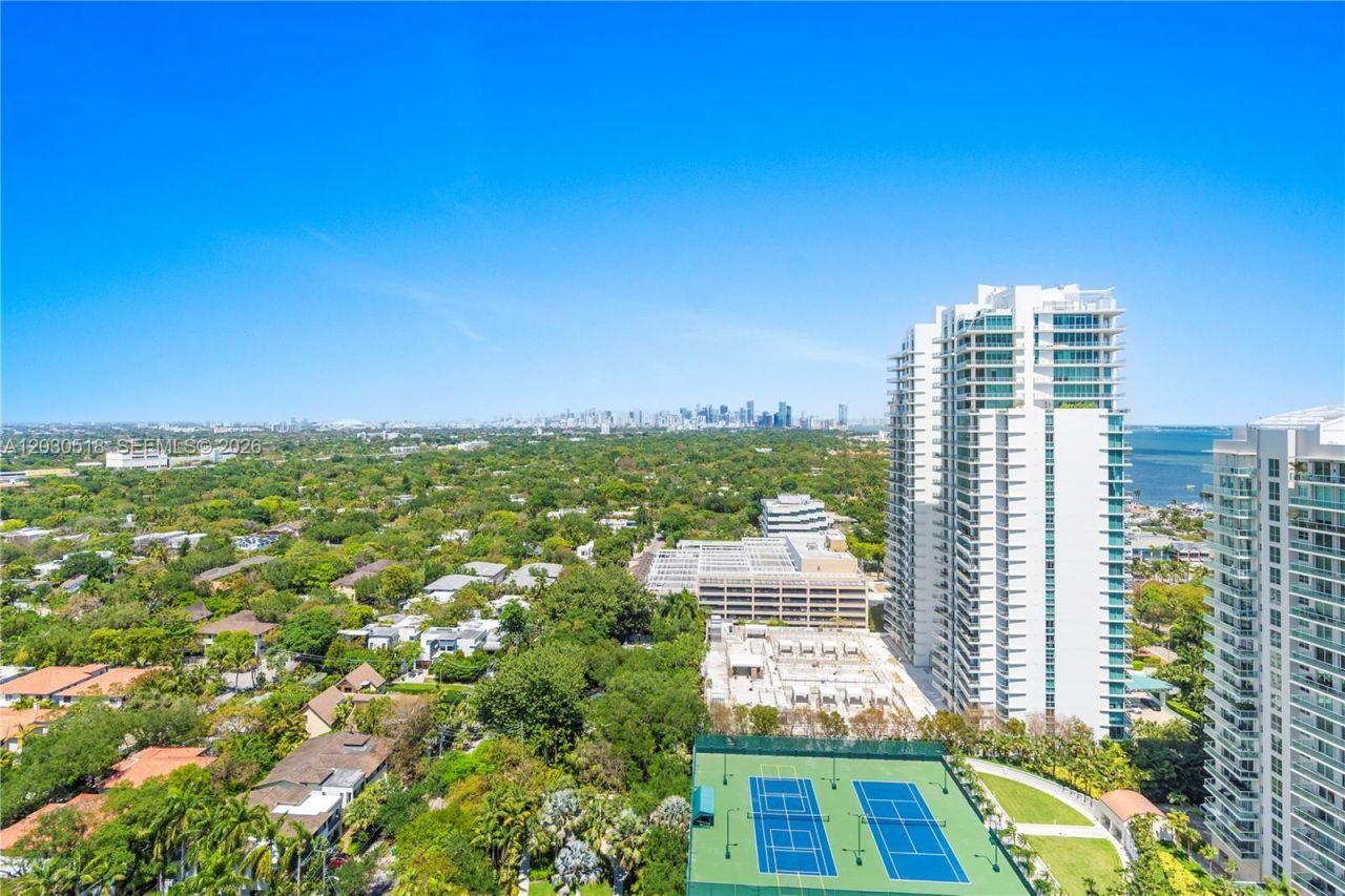 2678 Tigertail Ave , Unit PH4, Miami, FL 33133 Photo