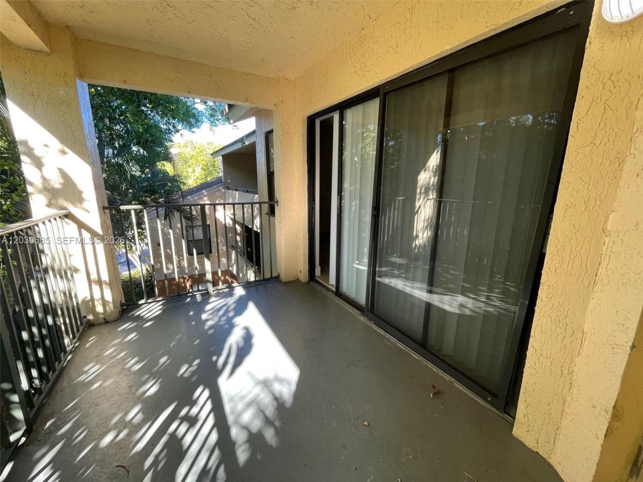 9999 Summerbreeze Dr, Unit 915, Sunrise, FL 33322 Photo
