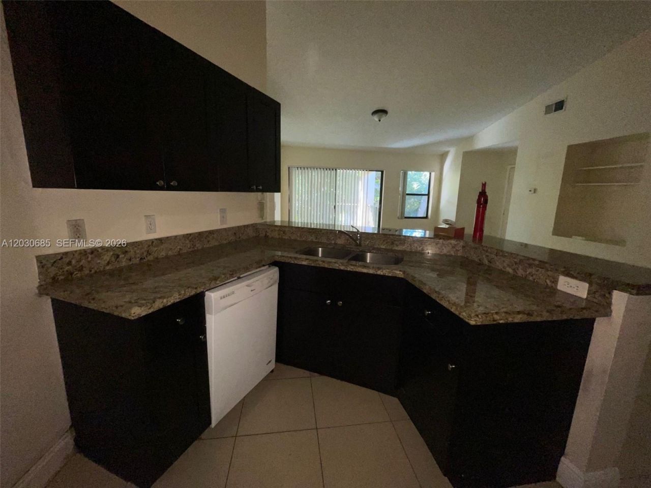 9999 Summerbreeze Dr , Unit 915, Sunrise, FL 33322 Photo