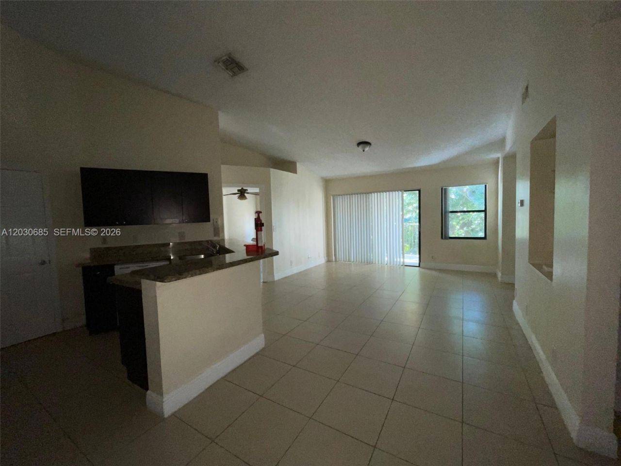 9999 Summerbreeze Dr , Unit 915, Sunrise, FL 33322 Photo