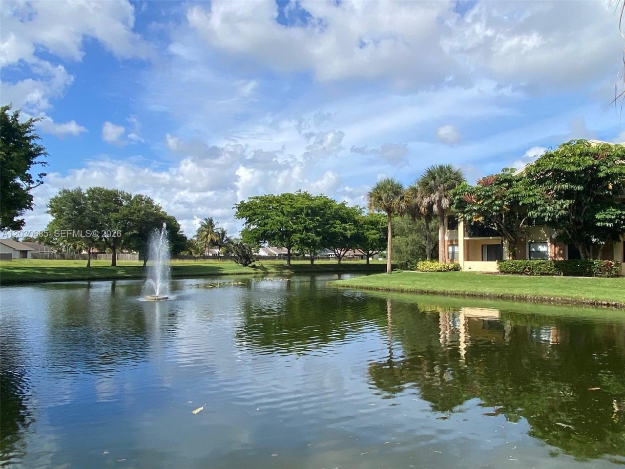 9999 Summerbreeze Dr, Unit 915, Sunrise, FL 33322 Photo