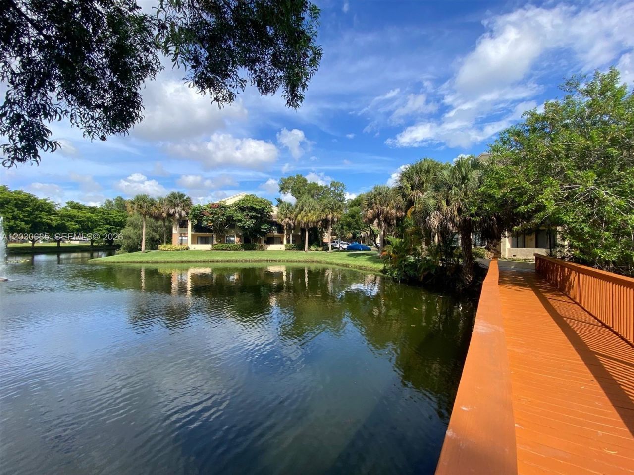 9999 Summerbreeze Dr, Unit 915, Sunrise, FL 33322 Photo