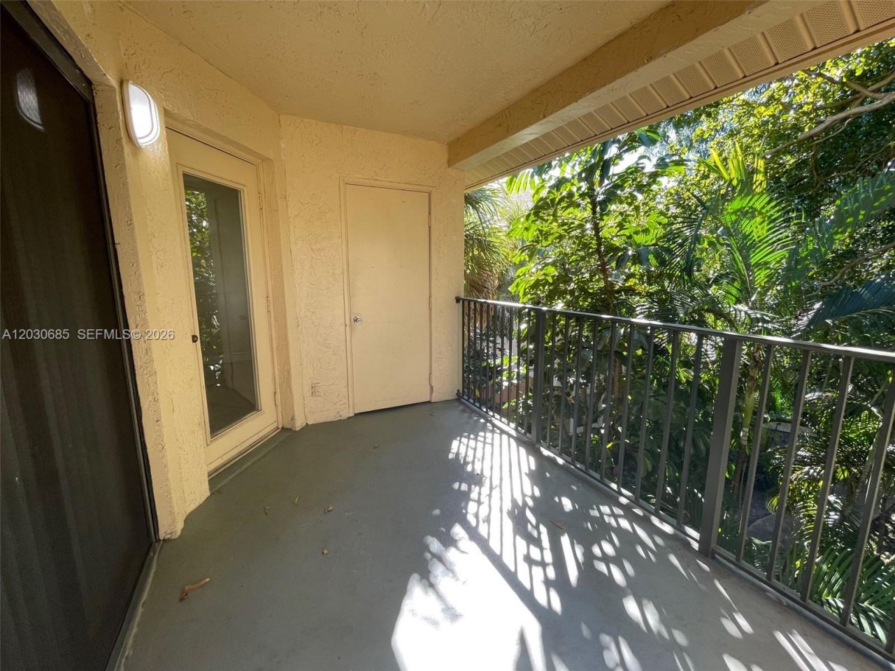 9999 Summerbreeze Dr , Unit 915, Sunrise, FL 33322 Photo