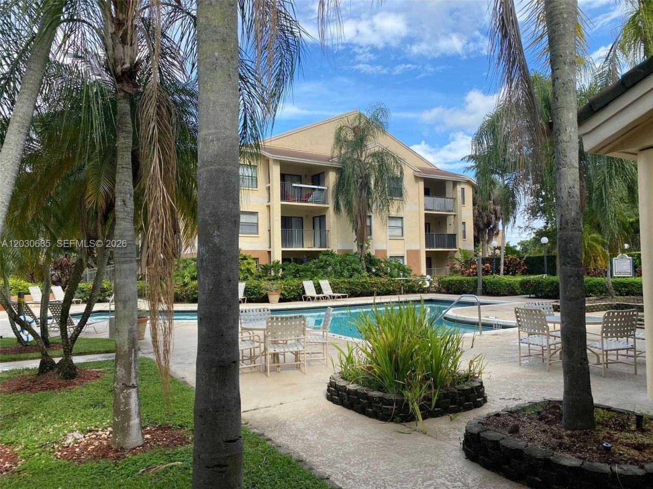 9999 Summerbreeze Dr, Unit 915, Sunrise, FL 33322 Photo