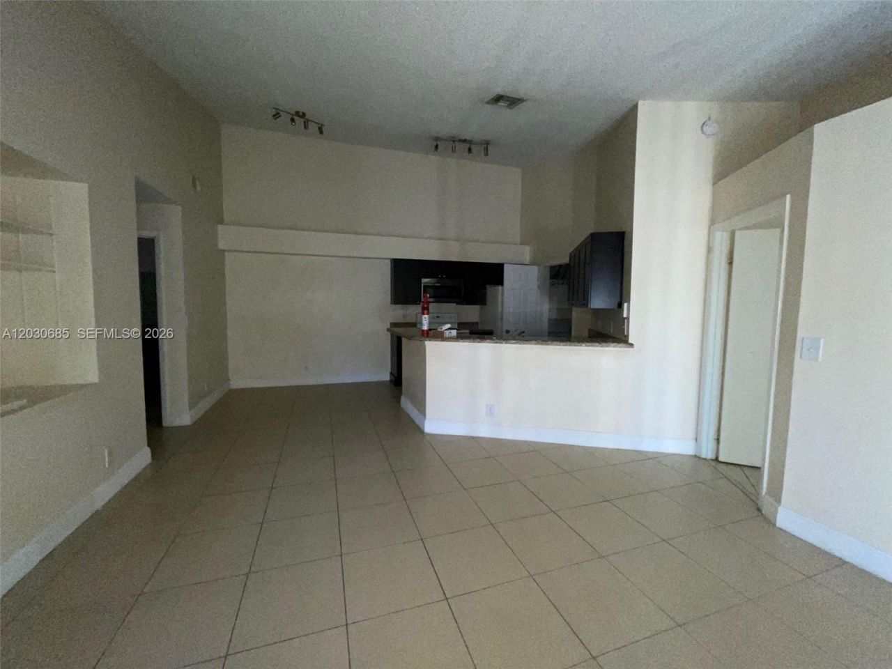 9999 Summerbreeze Dr , Unit 915, Sunrise, FL 33322 Photo