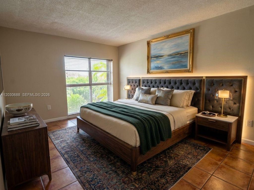 8775 Park Blvd, Unit 309, Miami, FL 33172 Photo