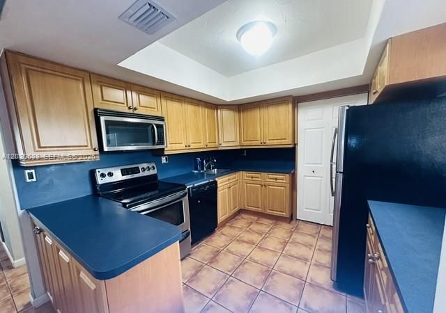 8775 Park Blvd, Unit 309, Miami, FL 33172 Photo