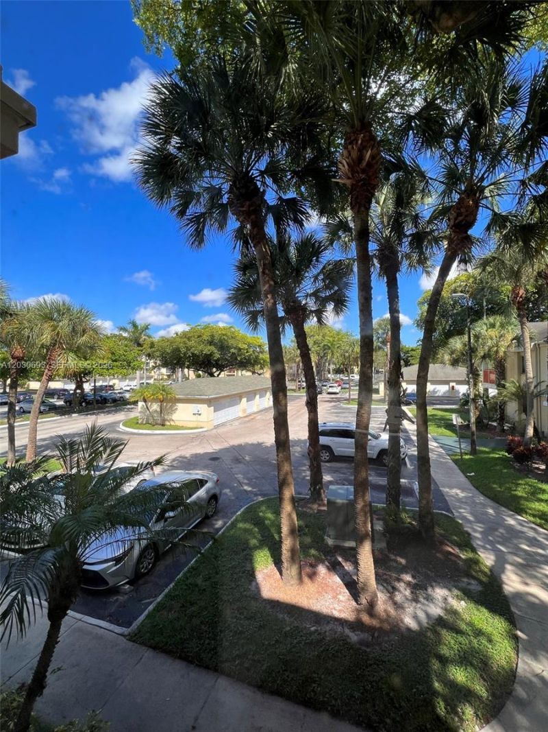 5612 Rock Island Rd , Unit 154, Tamarac, FL 33319 Photo