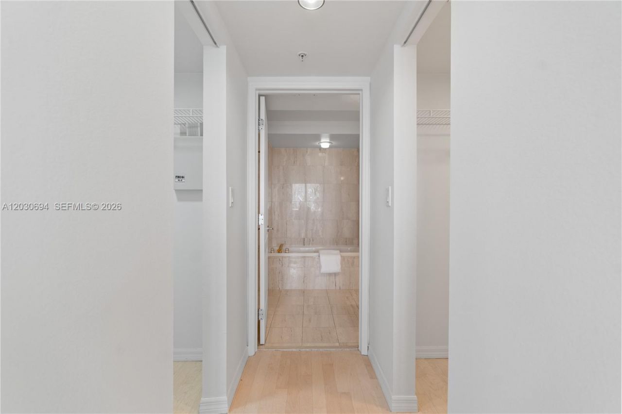 1800 Sunset Harbour Dr , Unit 1003, Miami Beach, FL 33139 Photo