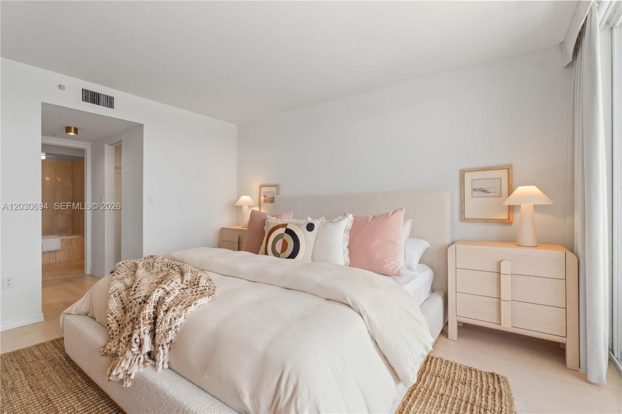 1800 Sunset Harbour Dr , Unit 1003, Miami Beach, FL 33139 Photo