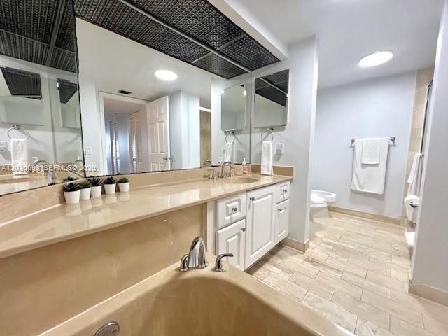 1717 N Bayshore Dr , Unit A-1450, Miami, FL 33132 Photo