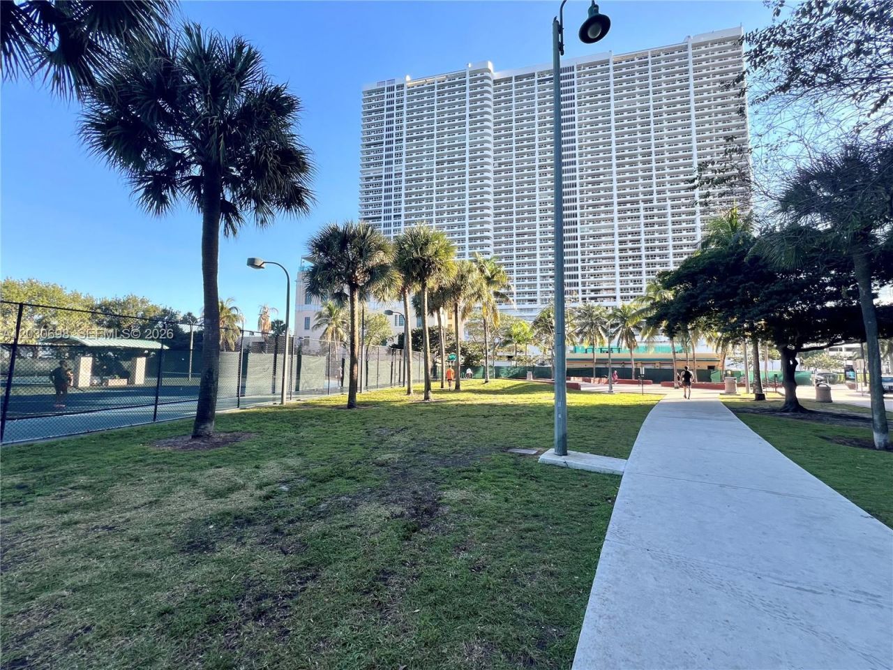 1717 N Bayshore Dr , Unit A-1450, Miami, FL 33132 Photo
