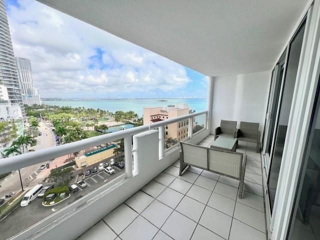 1717 N Bayshore Dr , Unit A-1450, Miami, FL 33132 Photo