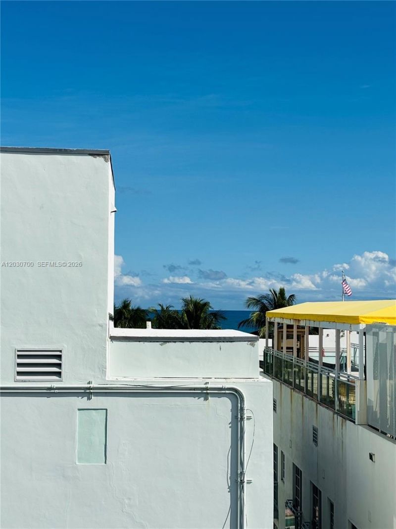 1255 Collins Ave , Unit 608, Miami Beach, FL 33139 Photo