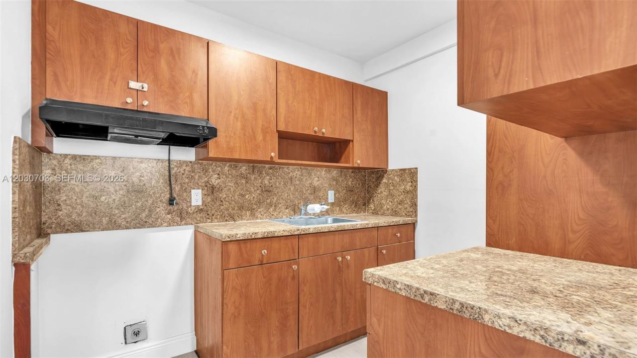 1365 NW 55th Ter, Unit B, Miami, FL 33142 Photo