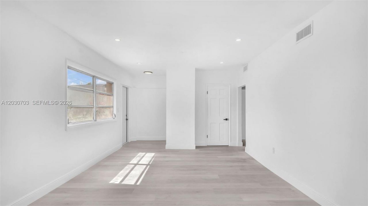 1365 NW 55th Ter, Unit B, Miami, FL 33142 Photo
