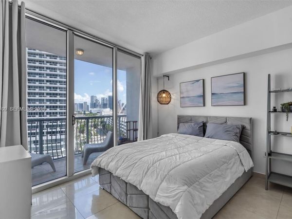 1750 N Bayshore Dr , Unit 1204, Miami, FL 33132