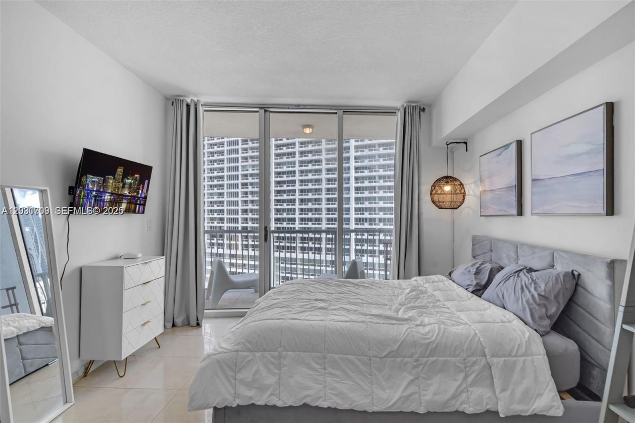 1750 N Bayshore Dr , Unit 1204, Miami, FL 33132 Photo