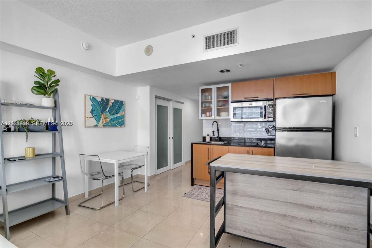 1750 N Bayshore Dr , Unit 1204, Miami, FL 33132 Photo