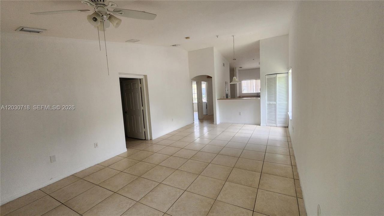 3826 SW 48th Ave , Unit 3826, Hollywood, FL 33023 Photo