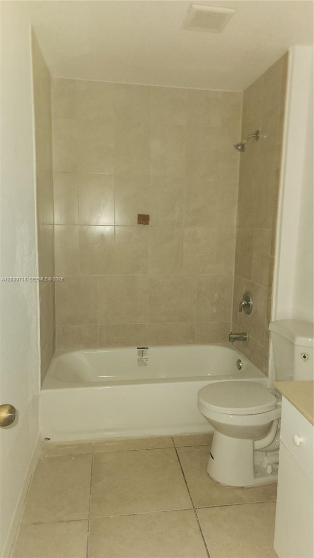 3826 SW 48th Ave , Unit 3826, Hollywood, FL 33023 Photo