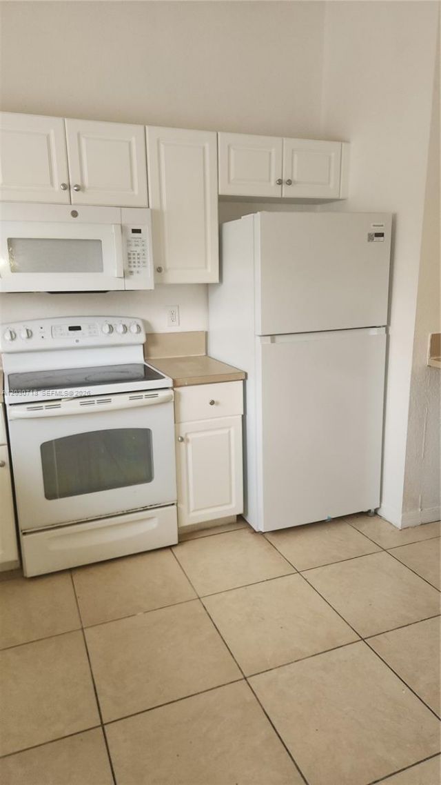 3826 SW 48th Ave , Unit 3826, Hollywood, FL 33023 Photo