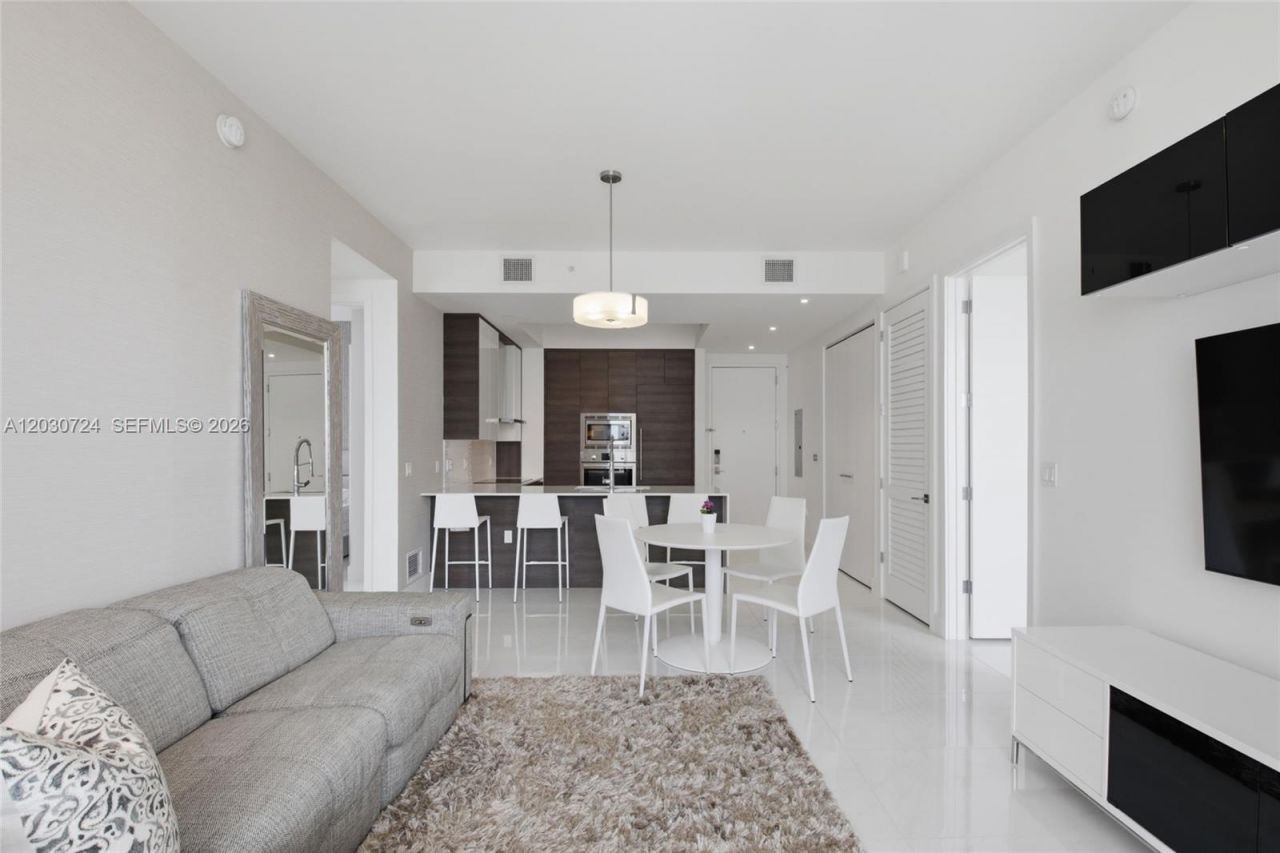 301 Altara Ave, Unit LPH902, Coral Gables, FL 33146 Photo